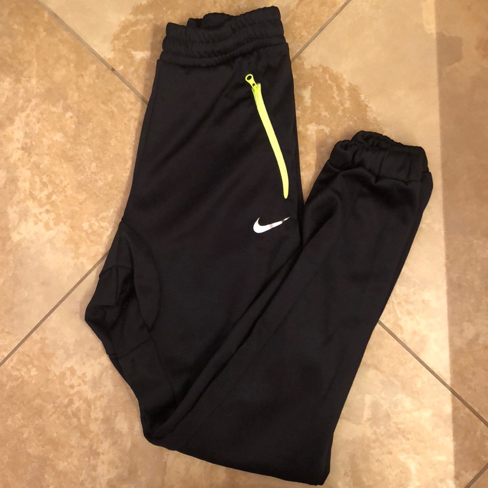 Nike joggers